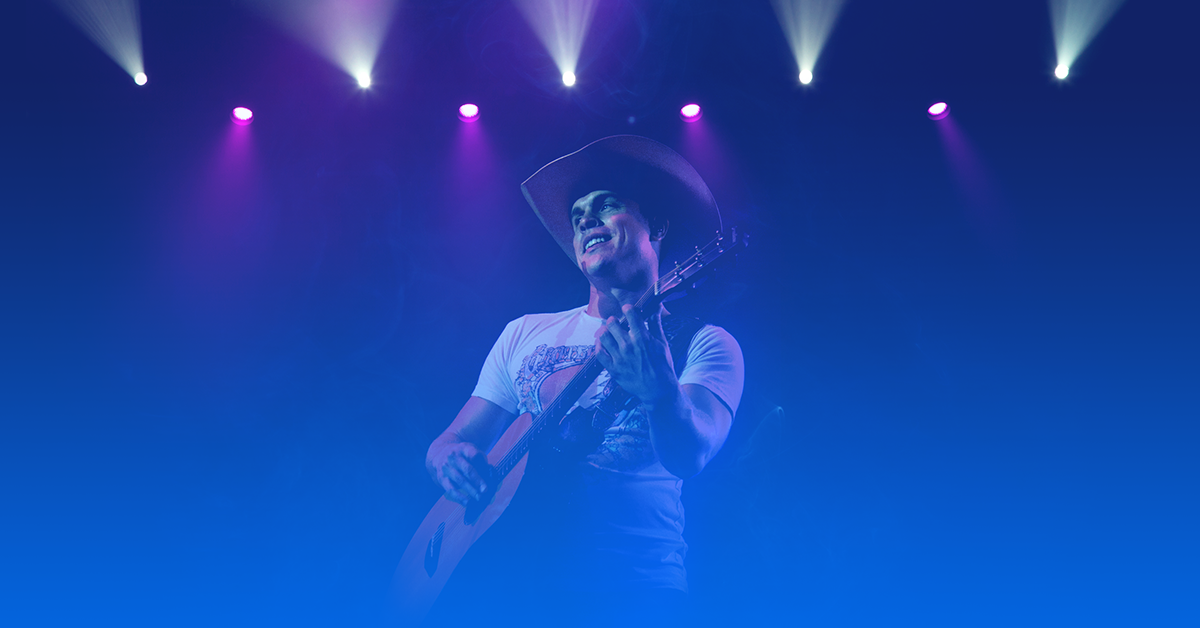 Dustin Lynch